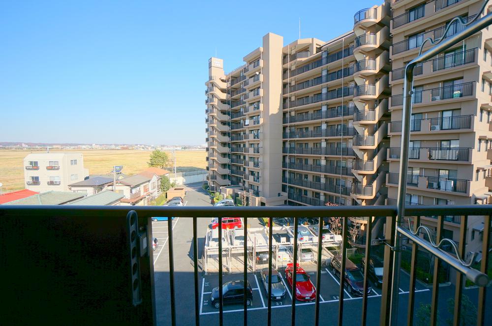 Balcony. December 2013 shooting