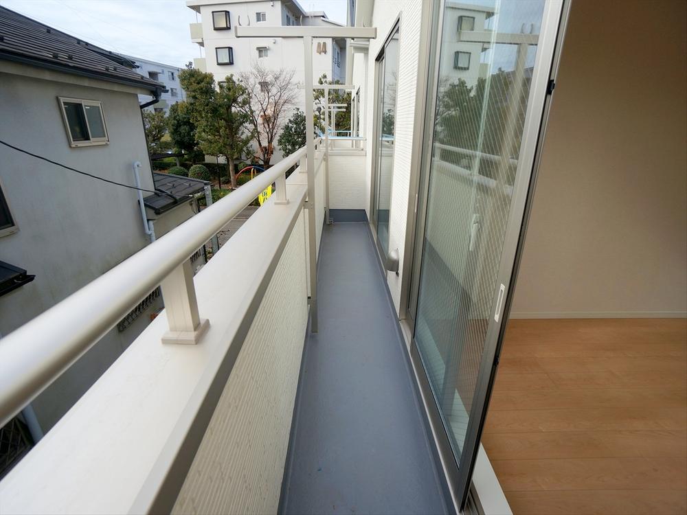 Balcony. December 2013 shooting