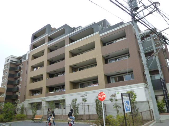 Local appearance photo