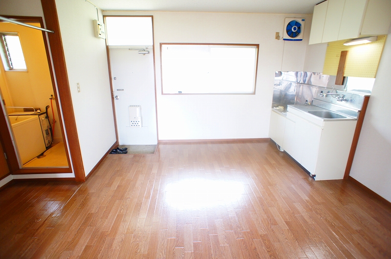 Kitchen. 8 Pledge of spacious DK