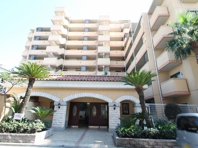 Local appearance photo. Queen City Tachikawa Rio Frente Anero appearance