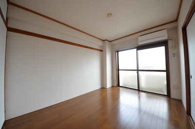 Living and room. ☆ Free to arrange space ☆