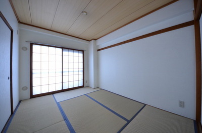 Other room space. ☆ Space in the sun ☆