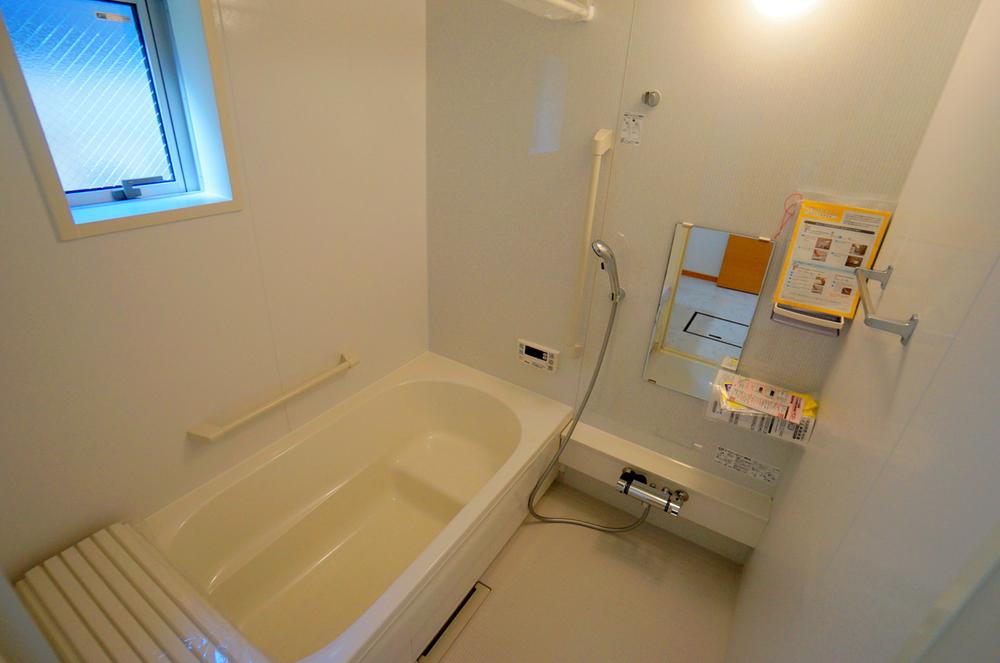 Same specifications photo (bathroom). Example of construction