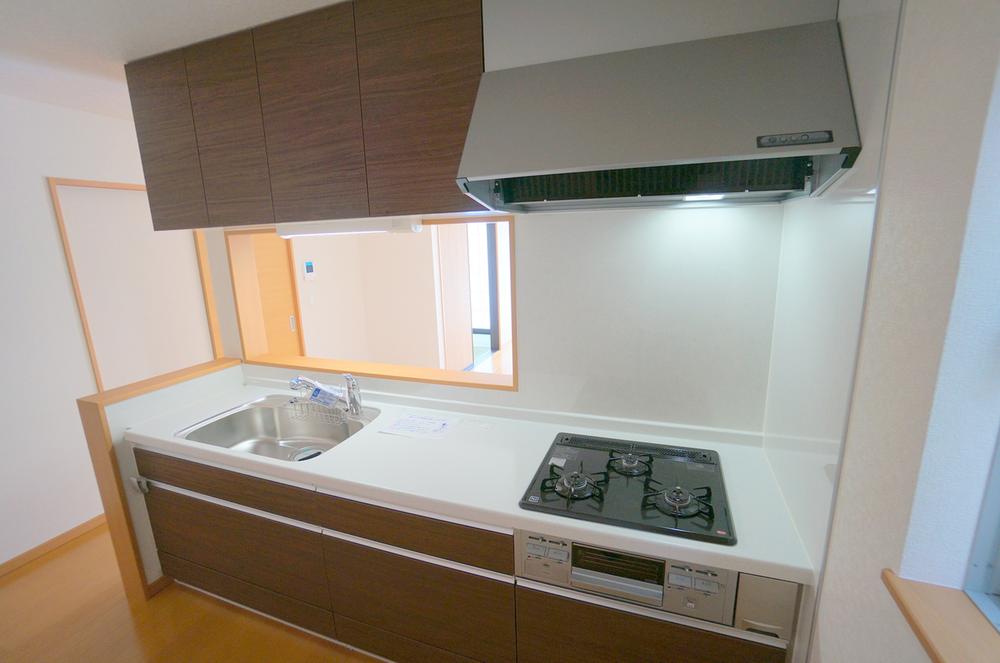 Same specifications photo (kitchen). Example of construction