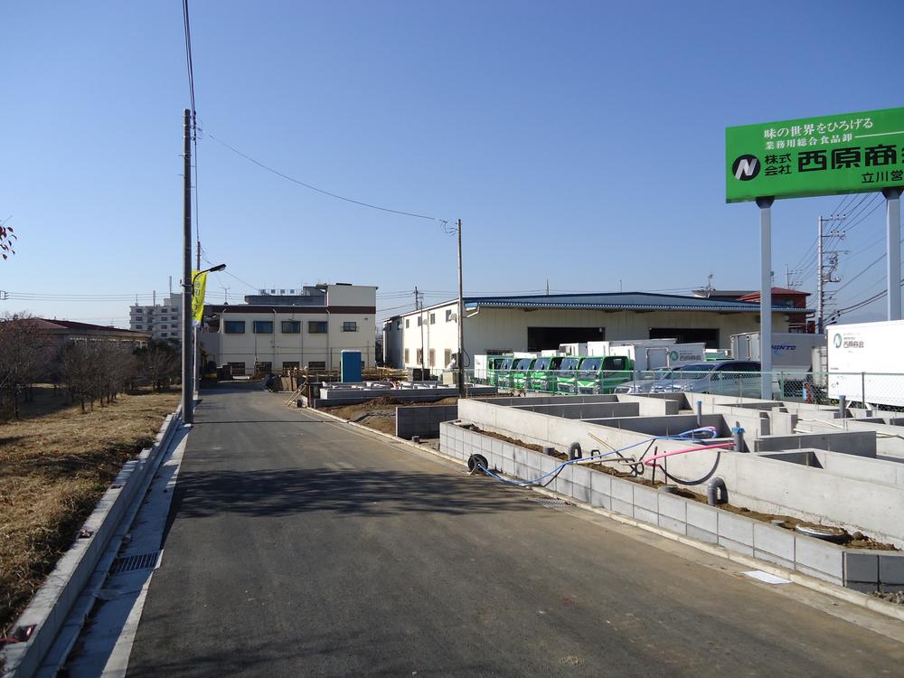 Local photos, including front road. Local (12 May 2013) Shooting