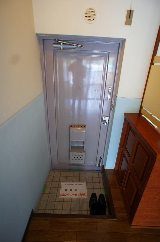 Entrance. With entrance cupboard