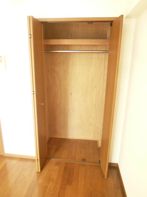 Receipt. ☆ Because the closet type is also useful for clothing storage ☆