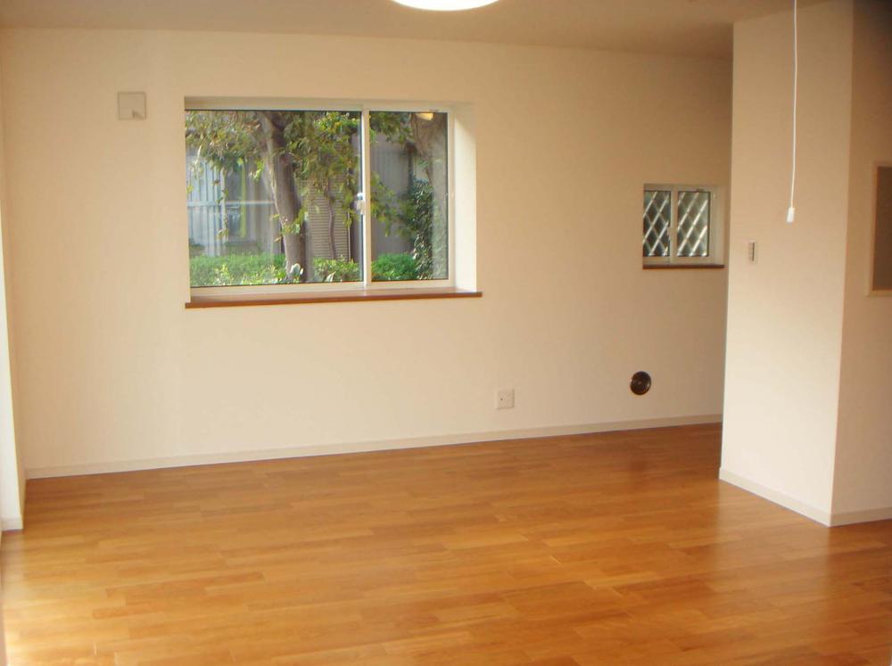 Living. ● living photo