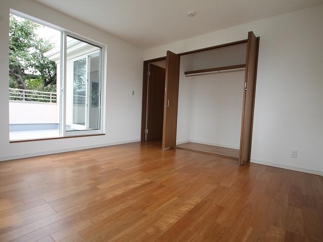 Non-living room. 13 Building Local (August 2013) Shooting