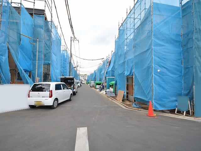 Local appearance photo. Site landscape and contact road situation