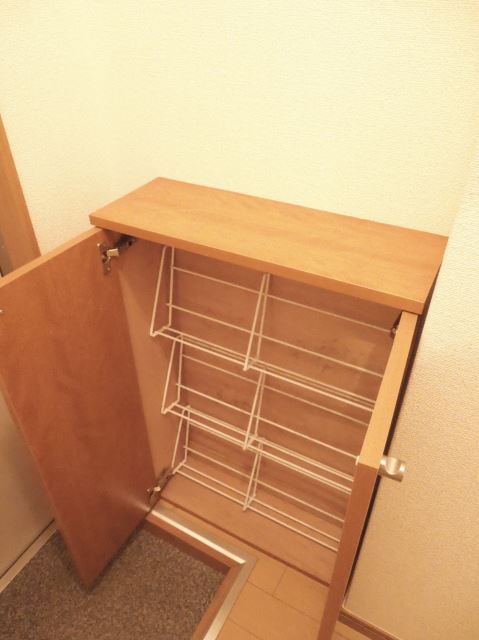 Receipt. ☆ Entrance can also be refreshing because there is a shoebox ☆