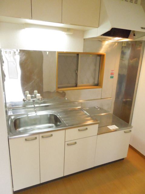 Kitchen. ☆ 2-neck is a gas stove can be installed kitchen ☆