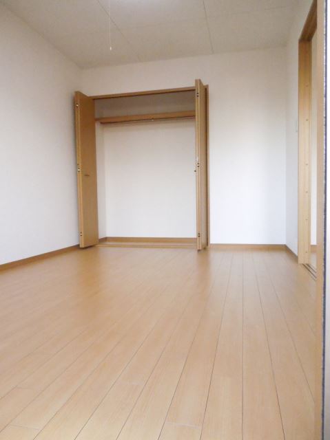 Living and room. ☆ It is east of Asahi of plug closet with rooms ☆
