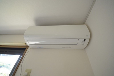 Other Equipment. ☆ It is air-conditioned ☆