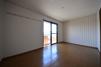 Other room space. ☆ Space in the sun ☆