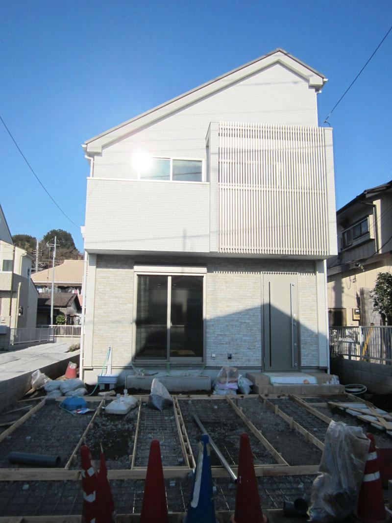 Local appearance photo. Local (12 May 2013) Shooting