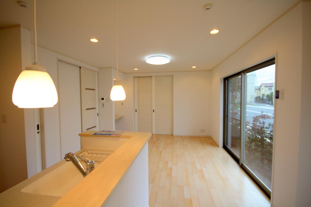 Same specifications photos (living). Example of construction