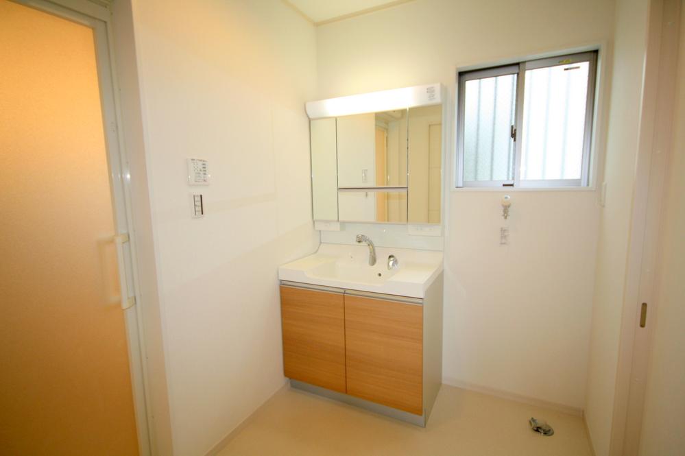 Same specifications photos (Other introspection). Example of construction