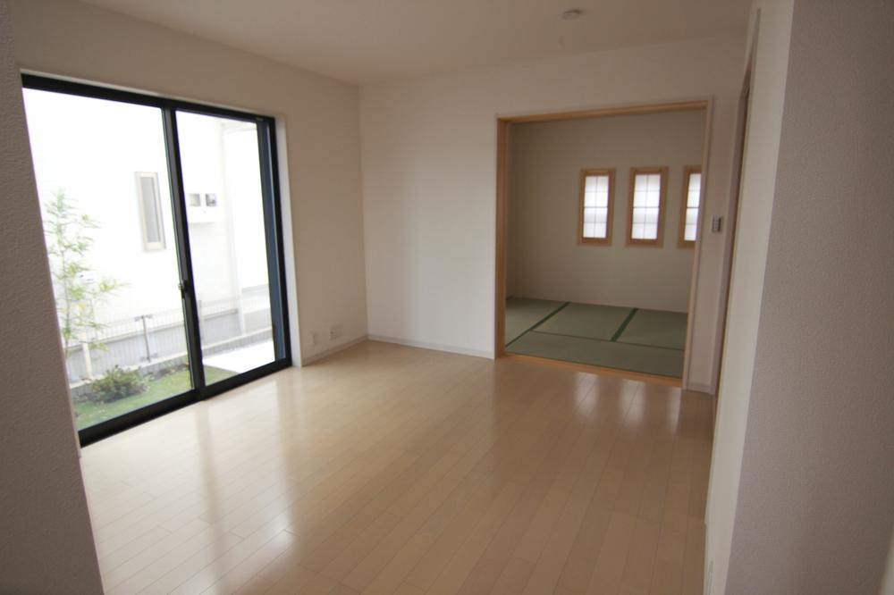 Living. Indoor (12 May 2013) Shooting