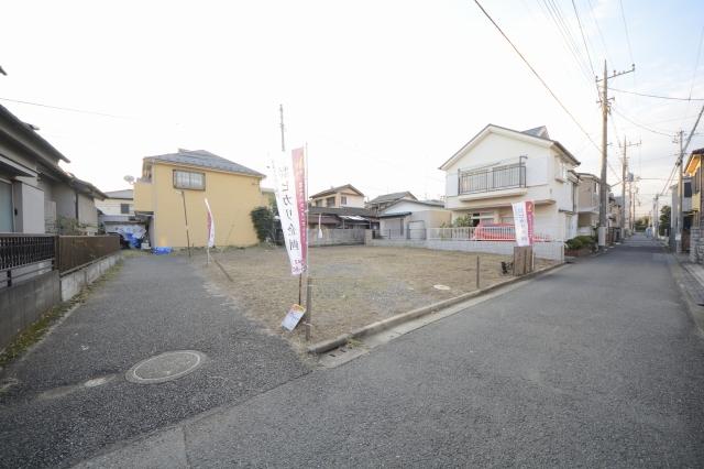 Local land photo. From the east Local (11 May 2013) Shooting