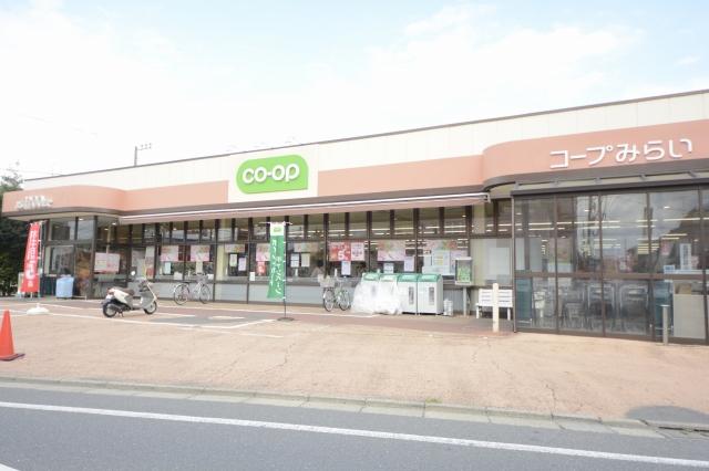 Supermarket. KopuTokyo Benten 1212m to dori