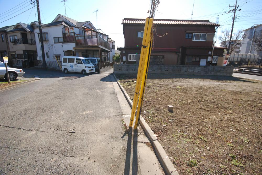 Local photos, including front road. Local Photos