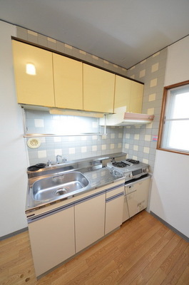 Kitchen. ☆ Two-burner gas stove installed base kitchen ☆