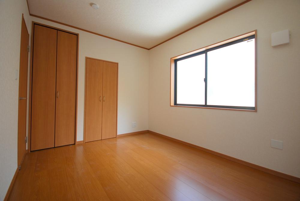 Same specifications photos (Other introspection). The company construction cases