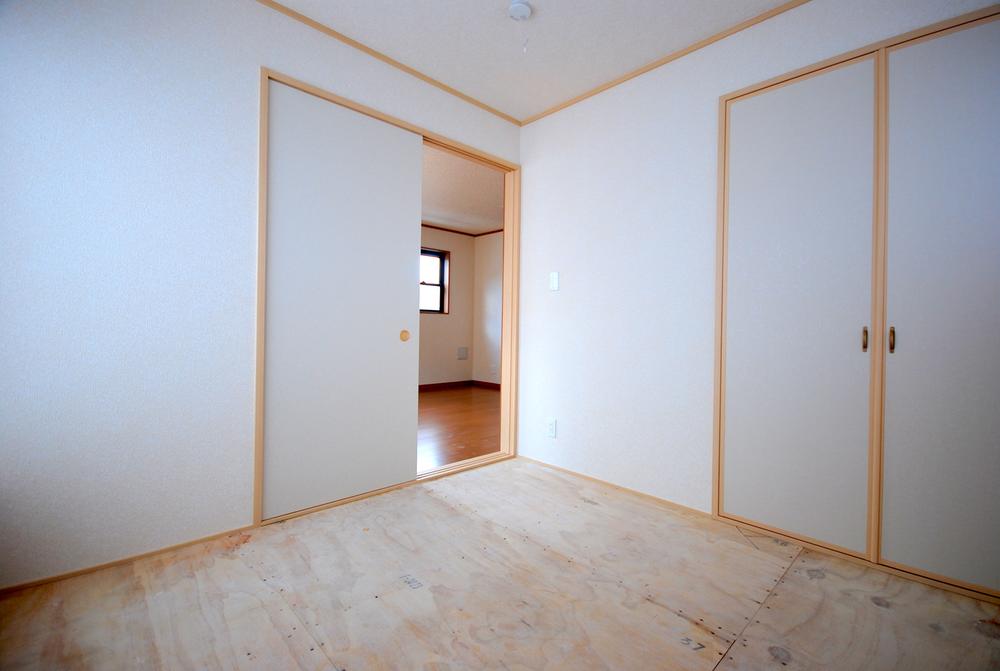 Same specifications photos (Other introspection). The company construction cases