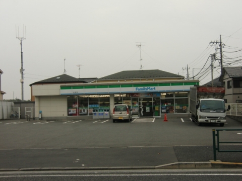 Convenience store. 310m to Family Mart (convenience store)