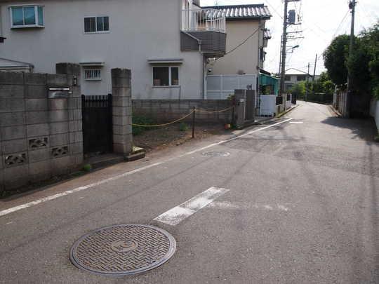 Local photos, including front road. Frontal road