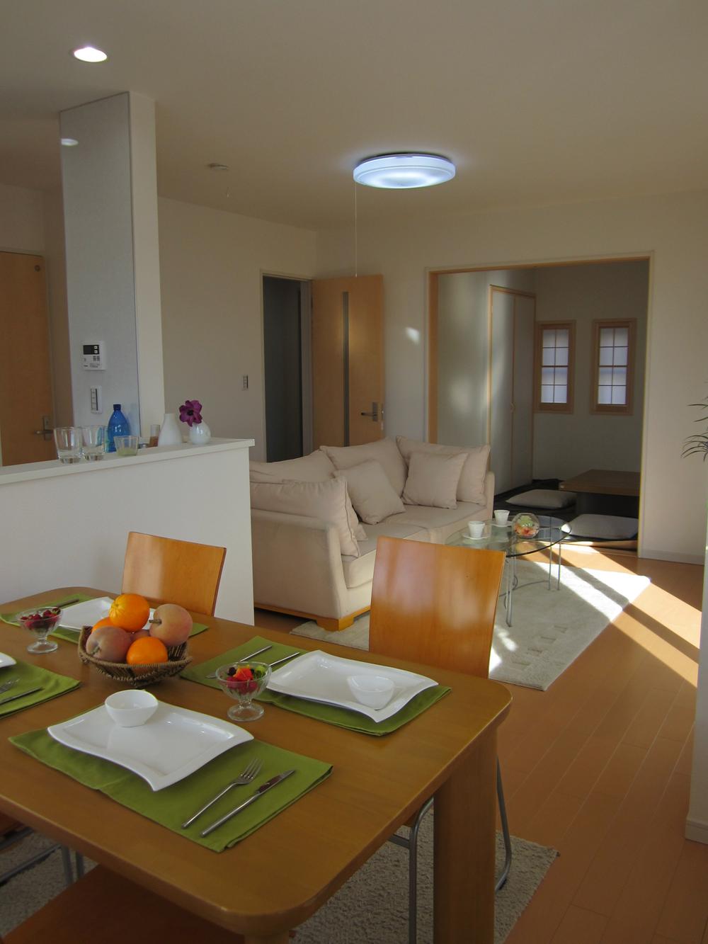 Living. Indoor (12 May 2013) Shooting