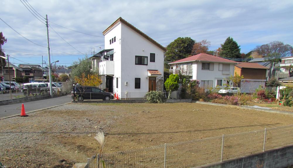 Local land photo. ● a good hit sun on south road site (December 2013) Shooting