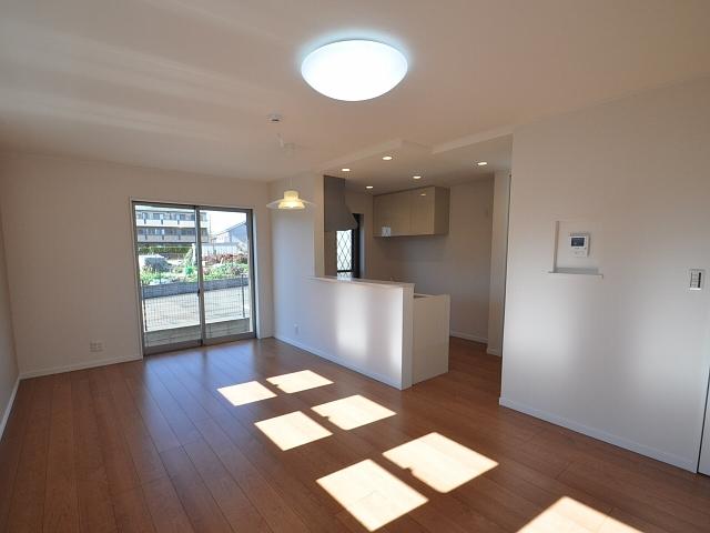 Living. Tachikawa Kashiwamachi 1-chome, A Building living