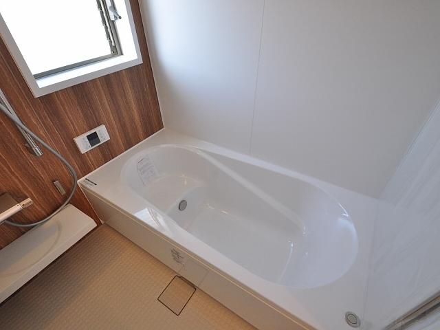 Bathroom. Tachikawa Kashiwamachi 1-chome, A Building bathroom