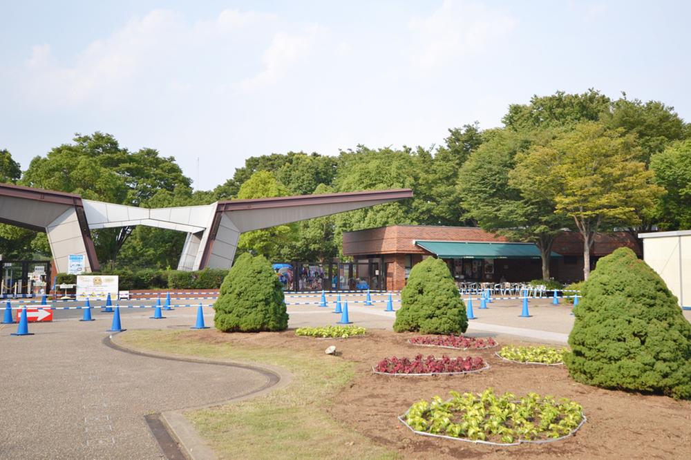 park. 500m to Showa Kinen Park