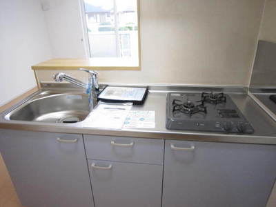 Kitchen. ☆ 2-neck with gas stove ☆