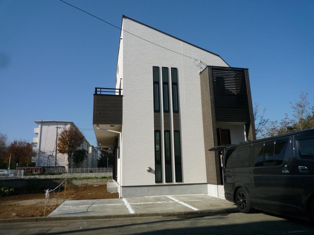 Local appearance photo. Local (12 May 2013) Shooting