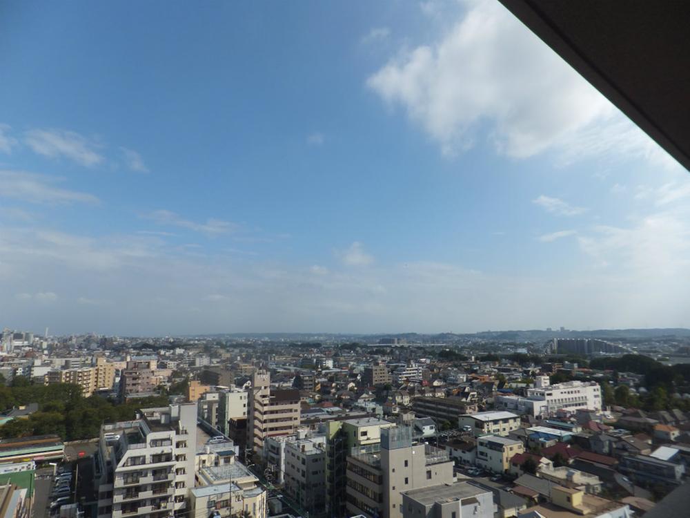 View photos from the dwelling unit. View from local (September 2013) Shooting