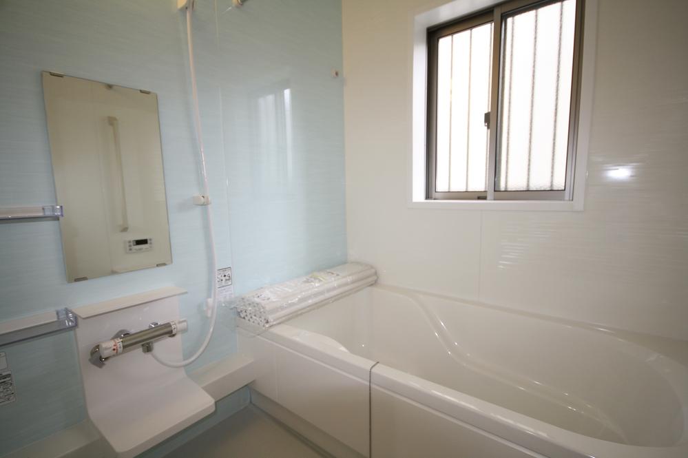 Same specifications photo (bathroom). The company construction cases