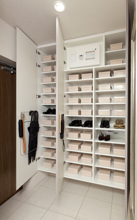 Receipt.  [Multi-entry cloak] More beautiful home time, In order to comfortable, First, from the front door is the "face" of the dwelling. "plenty ・ Neat ・ The theme freely. ", It was newly developed.  ※ Except for the part type (same specifications)