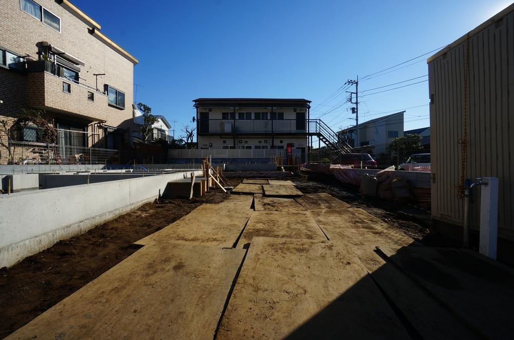 Local appearance photo. Local shooting