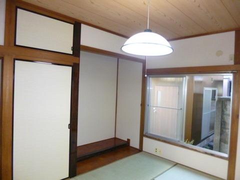 Other room space. First floor north side is the alcove with a 6-mat.