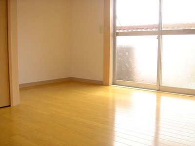 Living and room. Hiroshi 7 Pledge