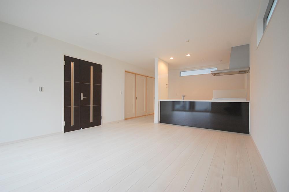 Living. 2013 October shooting