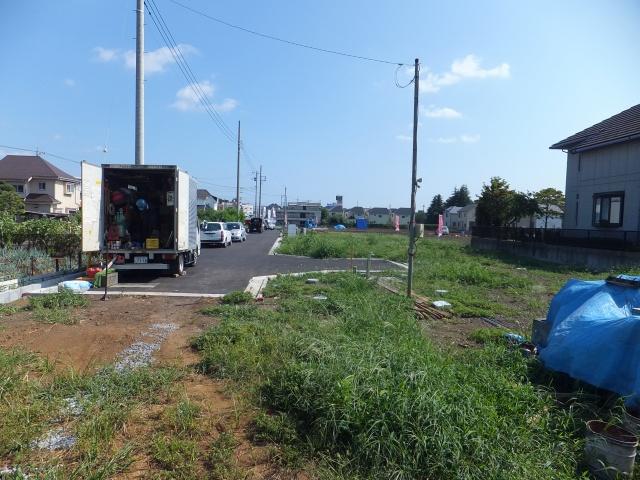 Local land photo. From the north