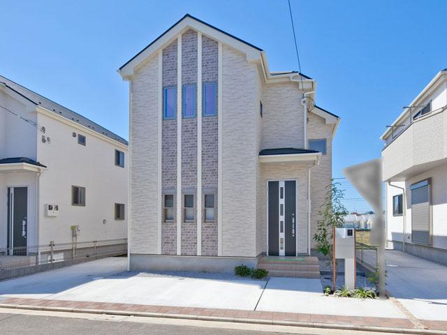 Local appearance photo. 14 Building Exterior Photos