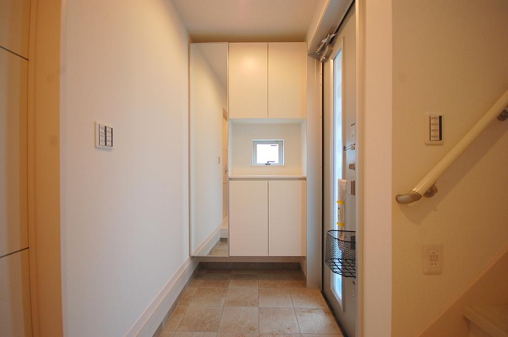 Entrance. 2013 October shooting