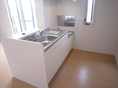Kitchen. ☆ Kitchen space ◇ is counter type ☆